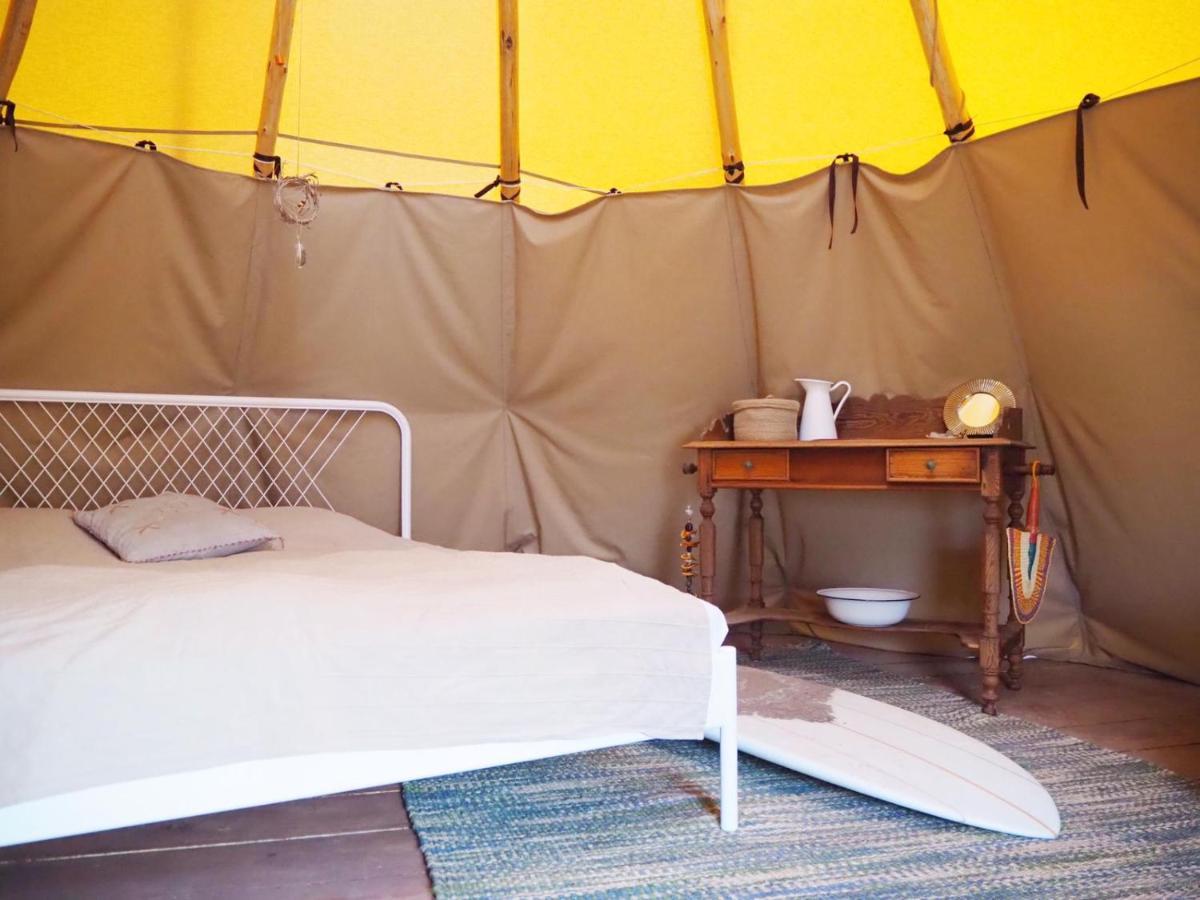 ホテル Teepee Costa ティンダヤ エクステリア 写真